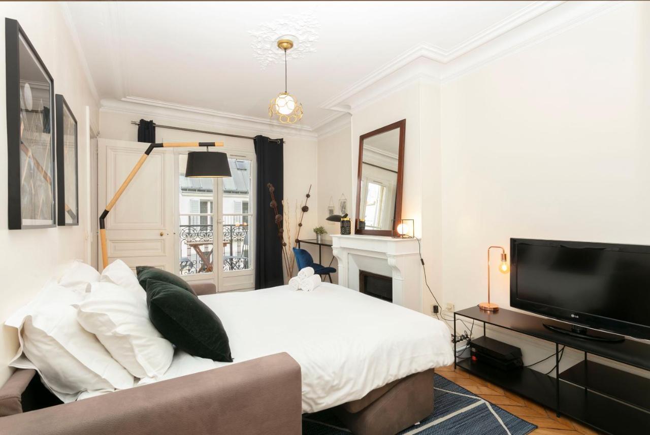 Latin Quarter With Balcony - Cityapartmentstay Paris Exterior photo